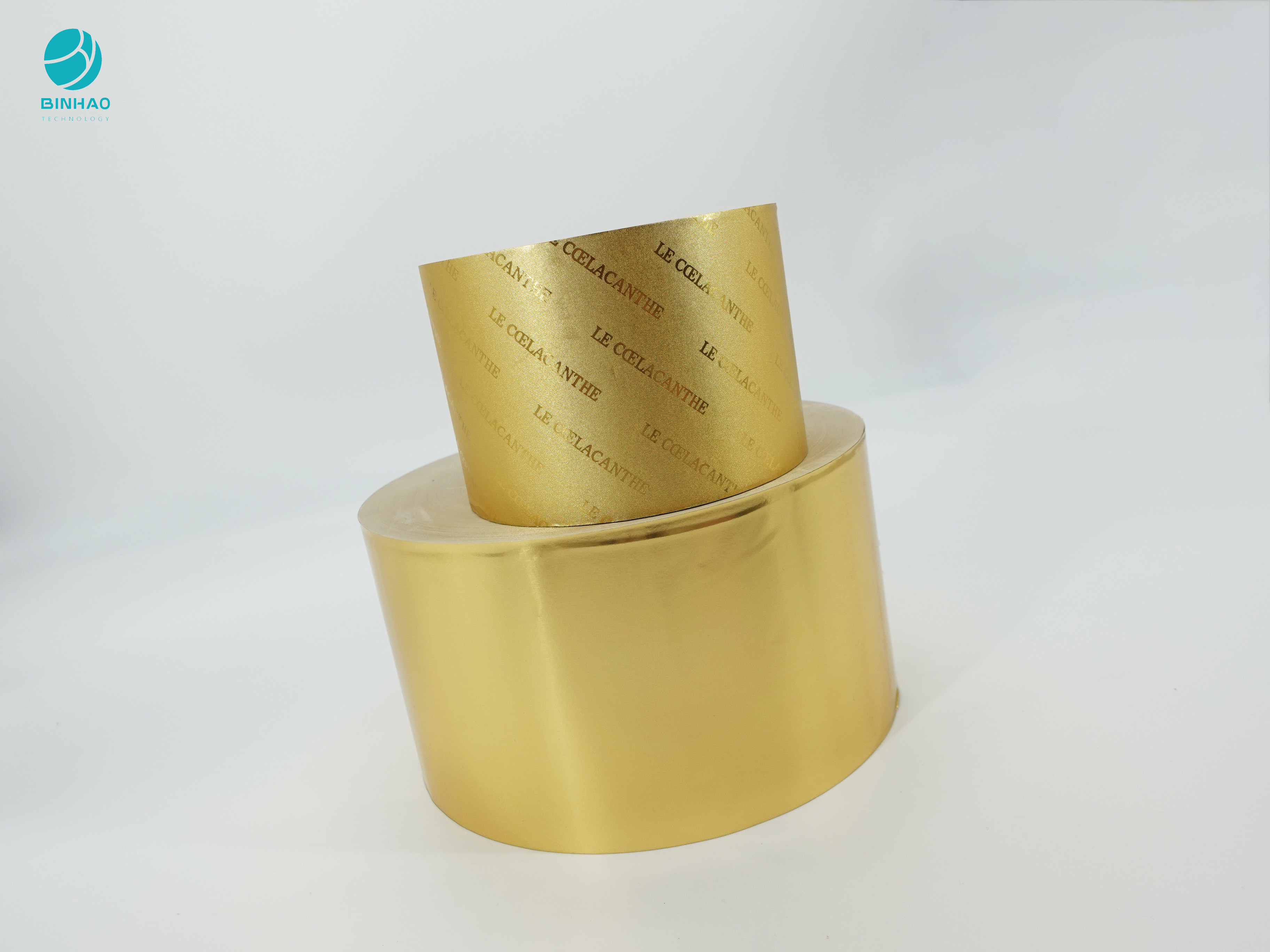 Logo Golden Aluminum Foil Paper gravado de superfície liso para o pacote do cigarro